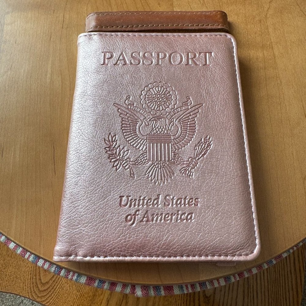 New US Passport Cover - Pink